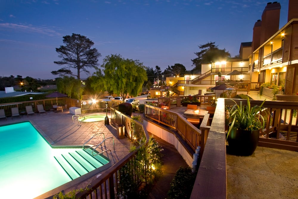 Relax in the heated pool, hot tub, or by the fire on the patio (or in your room) at the Mariposa Inn & Suites
